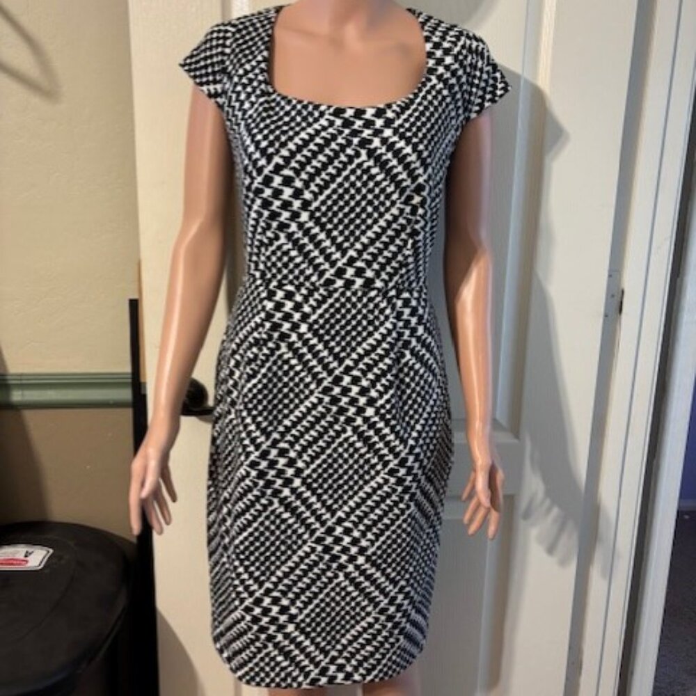 Black and White Victoria's Secret dress SZ 14